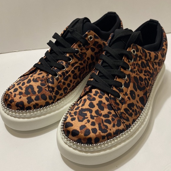 ASOS design chunky sole leopard print sneakers - Picture 5 of 5